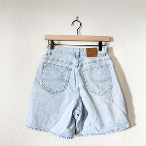 SOLD ON OTHER PLATFORM VTG 90’s LEE High-Waisted Shorts